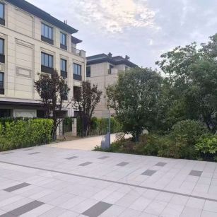 孝感 芝麻白与芝麻白搭配铺装，尺寸1200*600