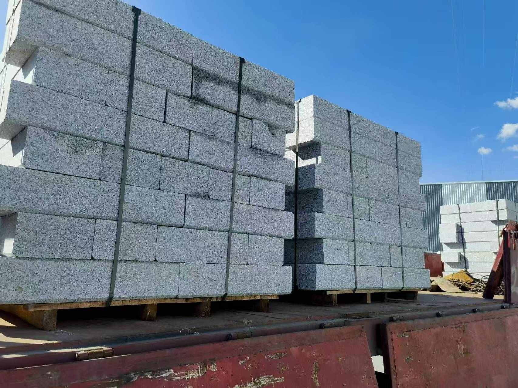 孝感 路沿石装车出货