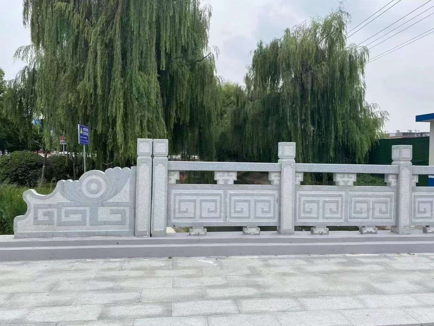 孝感 芝麻灰桥栏杆、河道栏杆安装效果