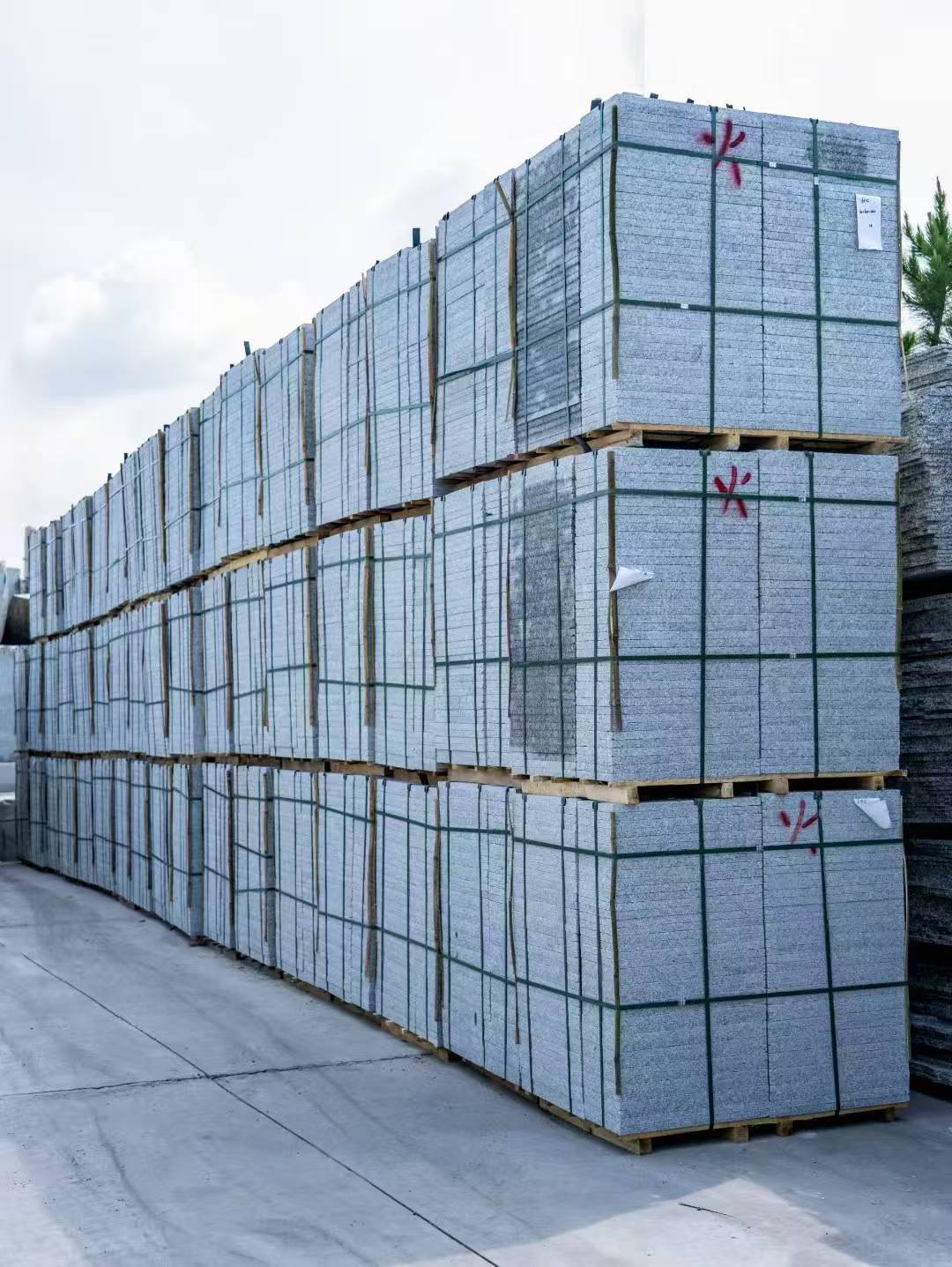 孝感 芙蓉白3公分火烧地铺成品300*600